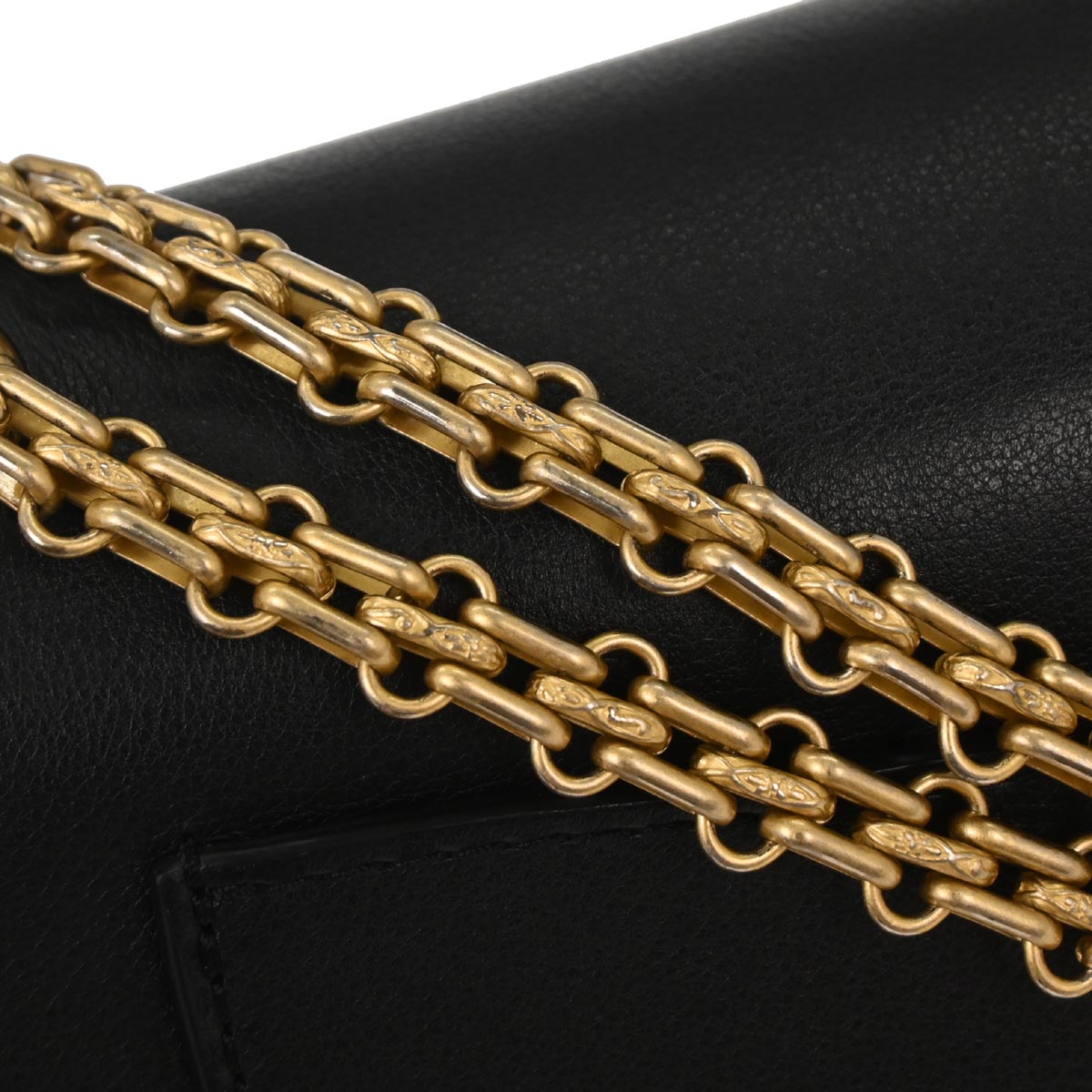 Chanel 2018-2019 Black Calfskin 2.55 Medium Classic Double Flap Shoulder Bag