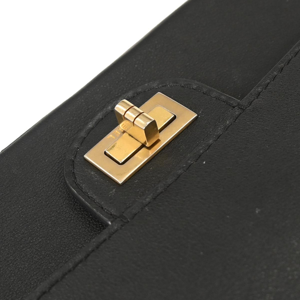 Chanel 2018-2019 Black Calfskin 2.55 Medium Classic Double Flap Shoulder Bag