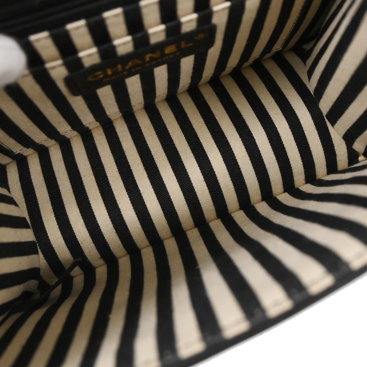 Chanel 2019 Black Calfskin Chevron Shoulder Bag
