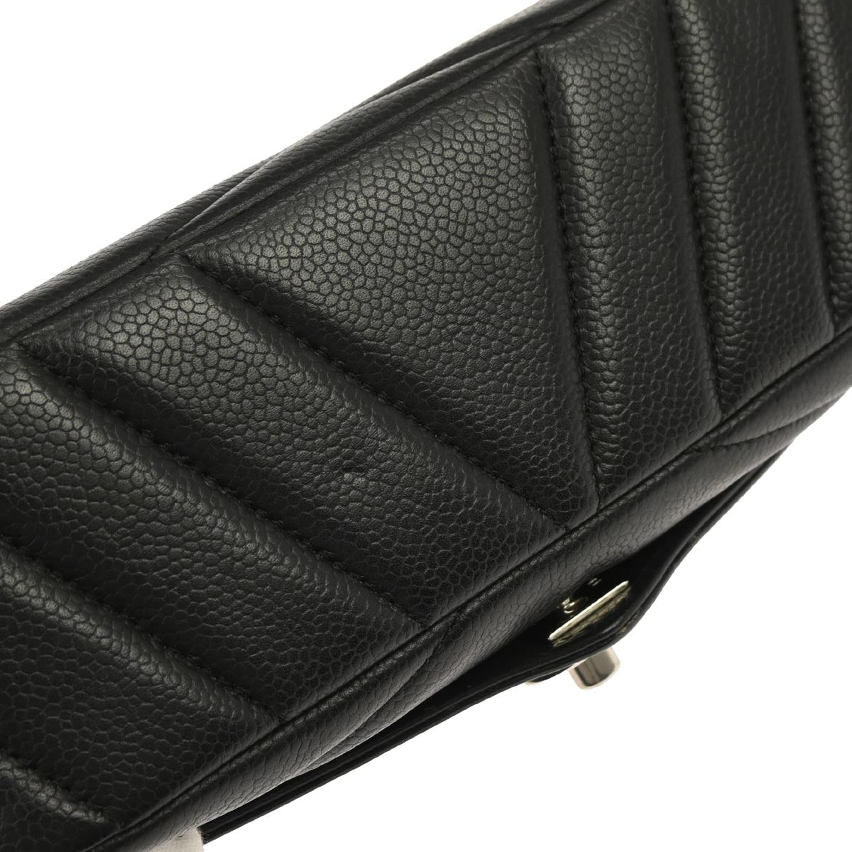 Chanel 2017 Black Caviar Skin Chevron Flap Bag Shoulder Bag
