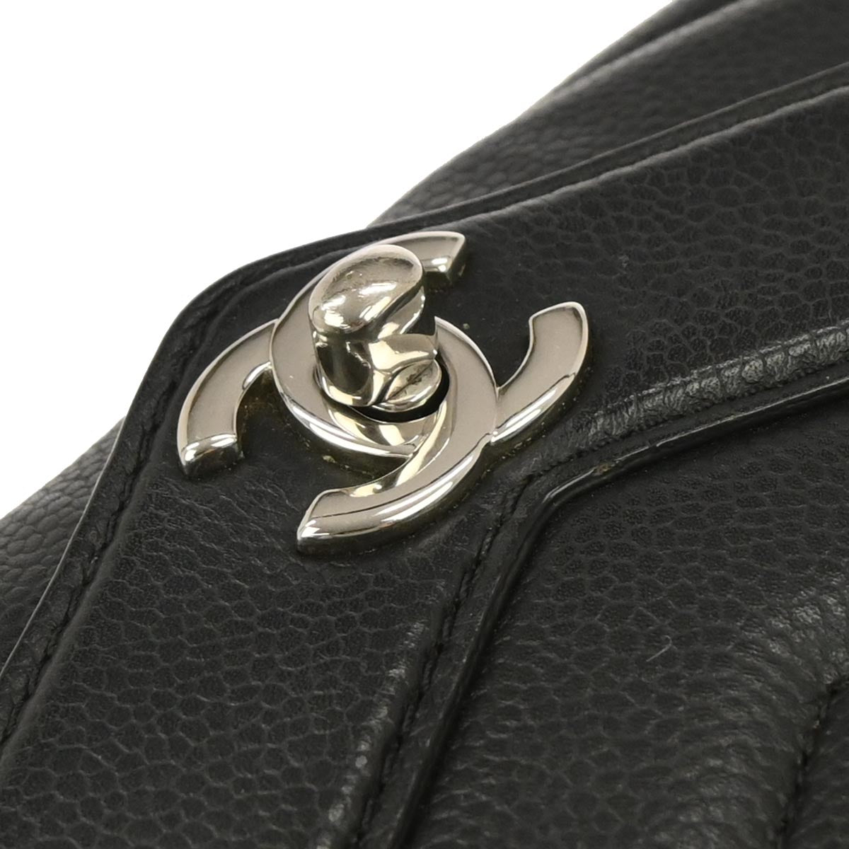 Chanel 2017 Black Caviar Skin Chevron Flap Bag Shoulder Bag