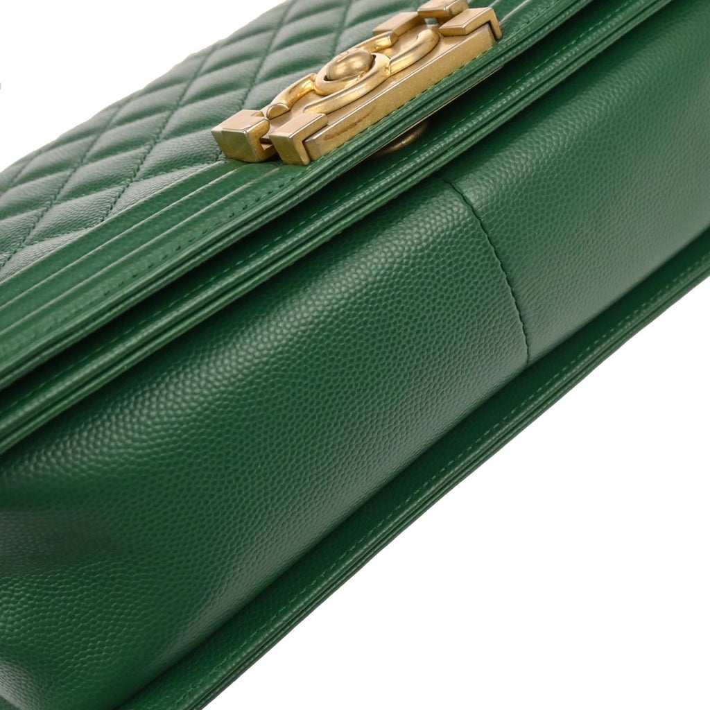 Boy Chanel 2018 Green Caviar Skin Medium Shoulder Bag