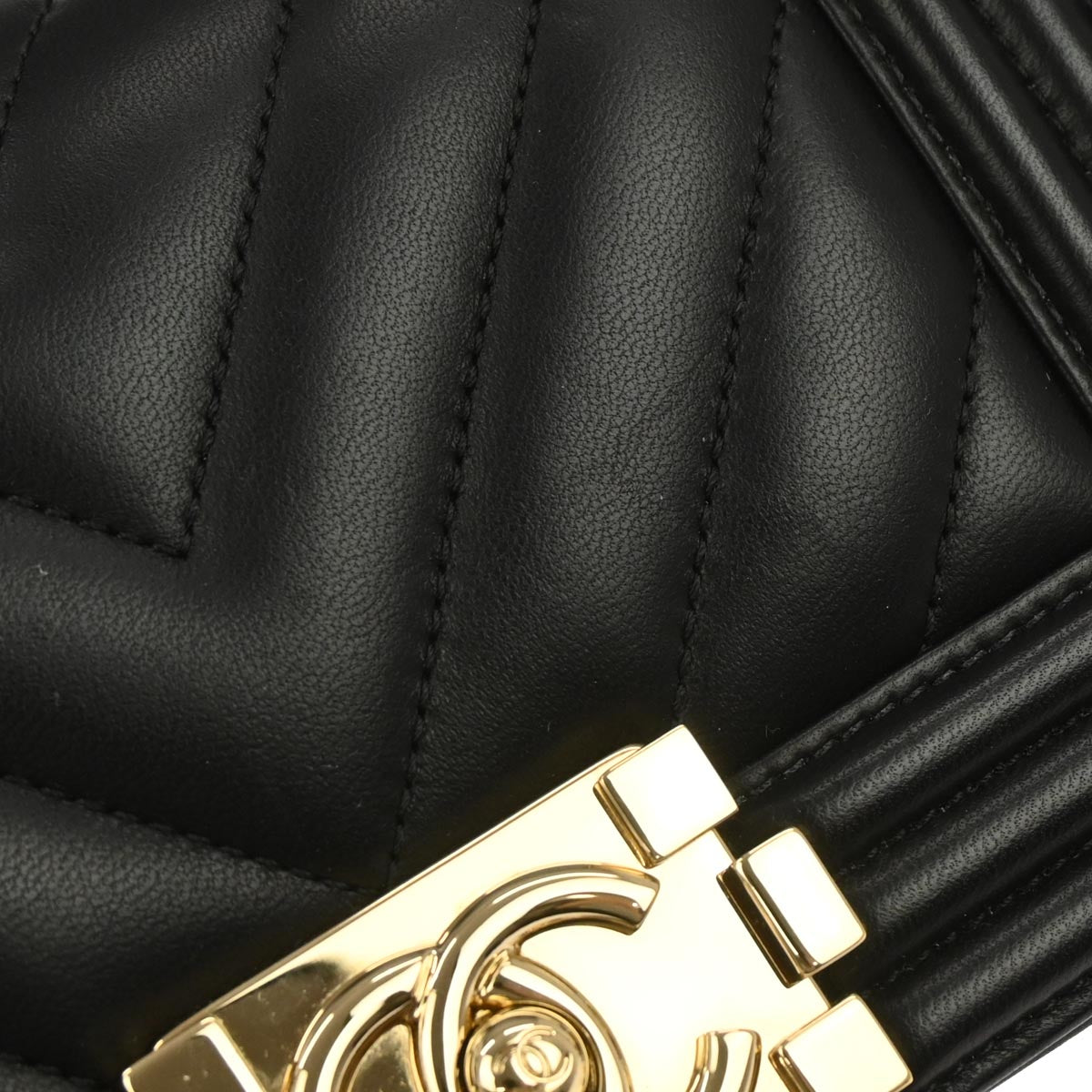 Boy Chanel 2017 Black Lambskin Small Chain Shoulder Bag