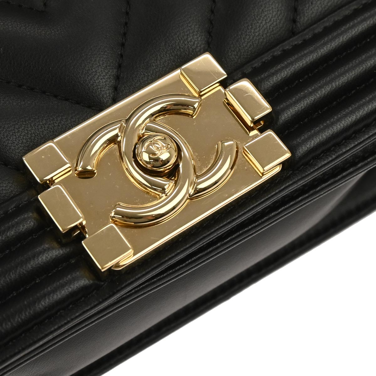 Boy Chanel 2017 Black Lambskin Small Chain Shoulder Bag