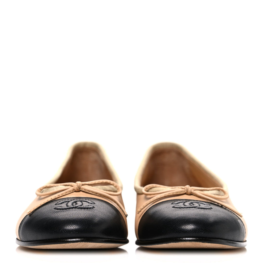 Lambskin Cap Toe CC Ballerina Flats 36 Beige Black