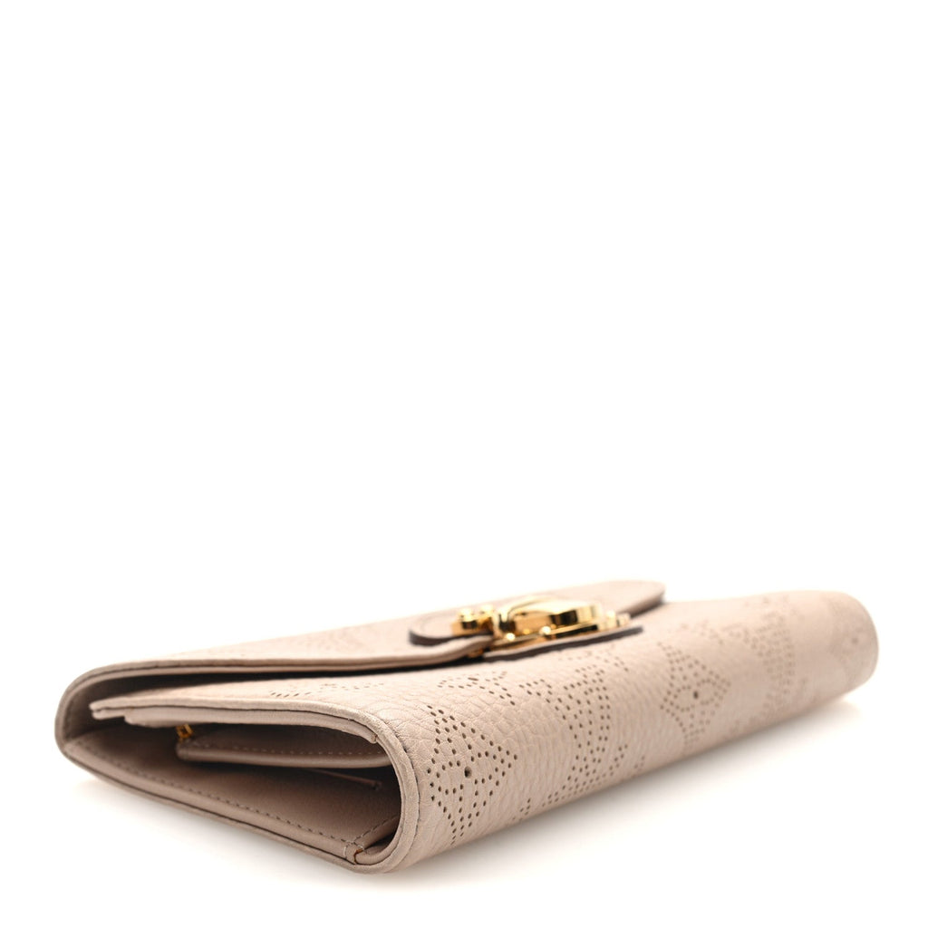 Louis Vuitton Mahina Amelia Wallet Coquille