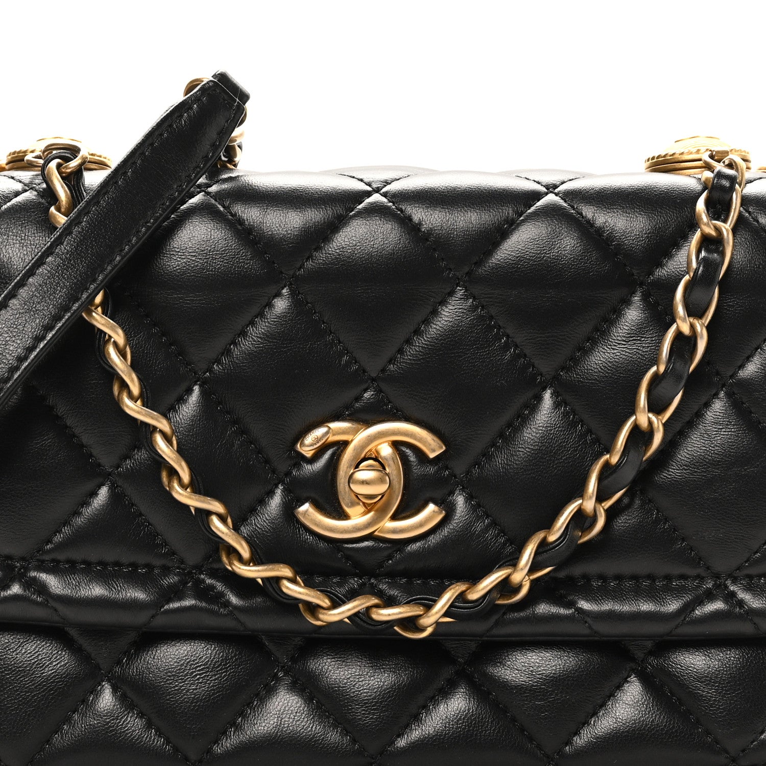 Chanel Shiny Lambskin Flap Clutch With Chain Black