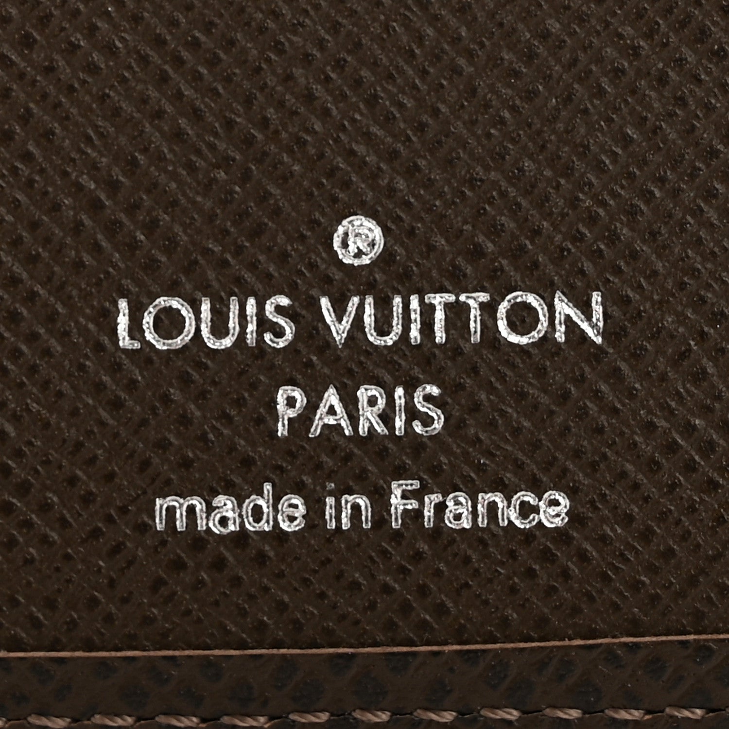 Louis Vuitton Taiga Brazza Wallet Grizzli