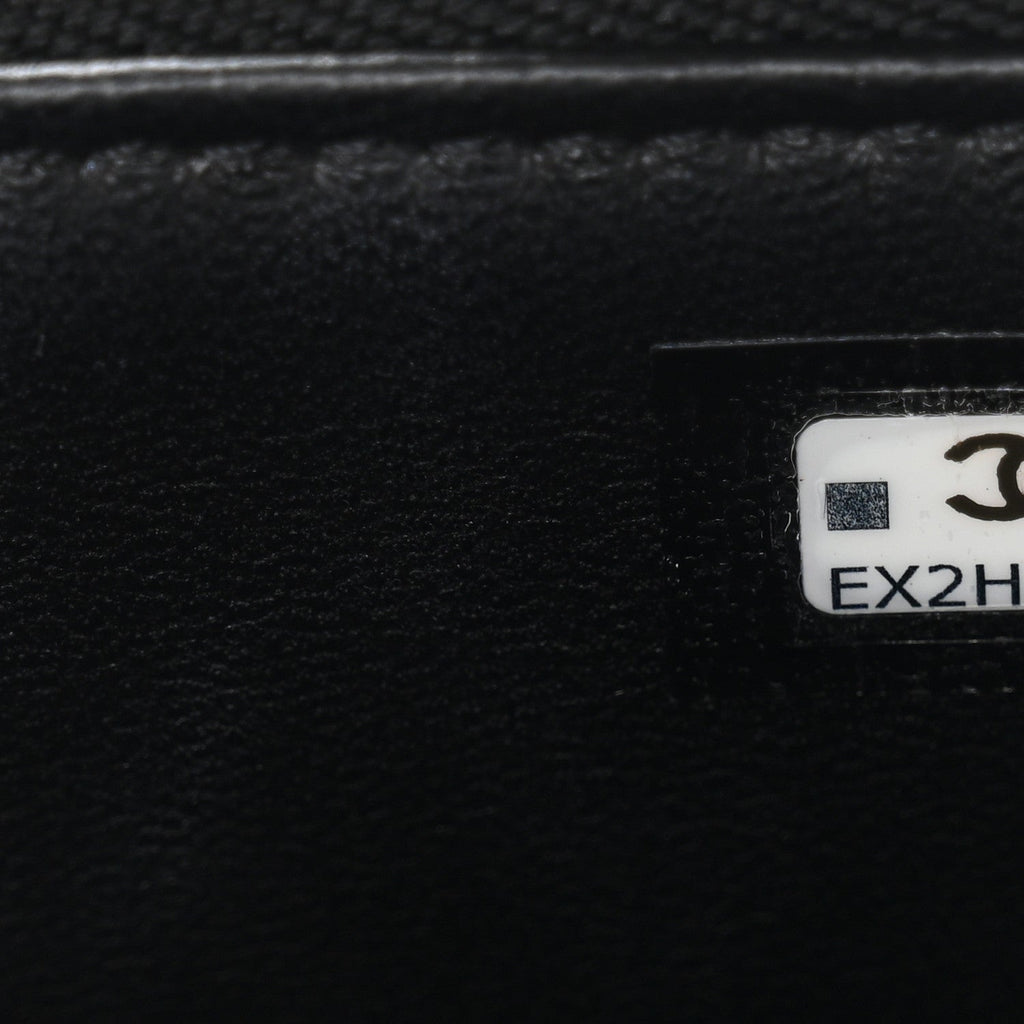 Chanel Caviar Quilted Sweetheart Vanity Case Black