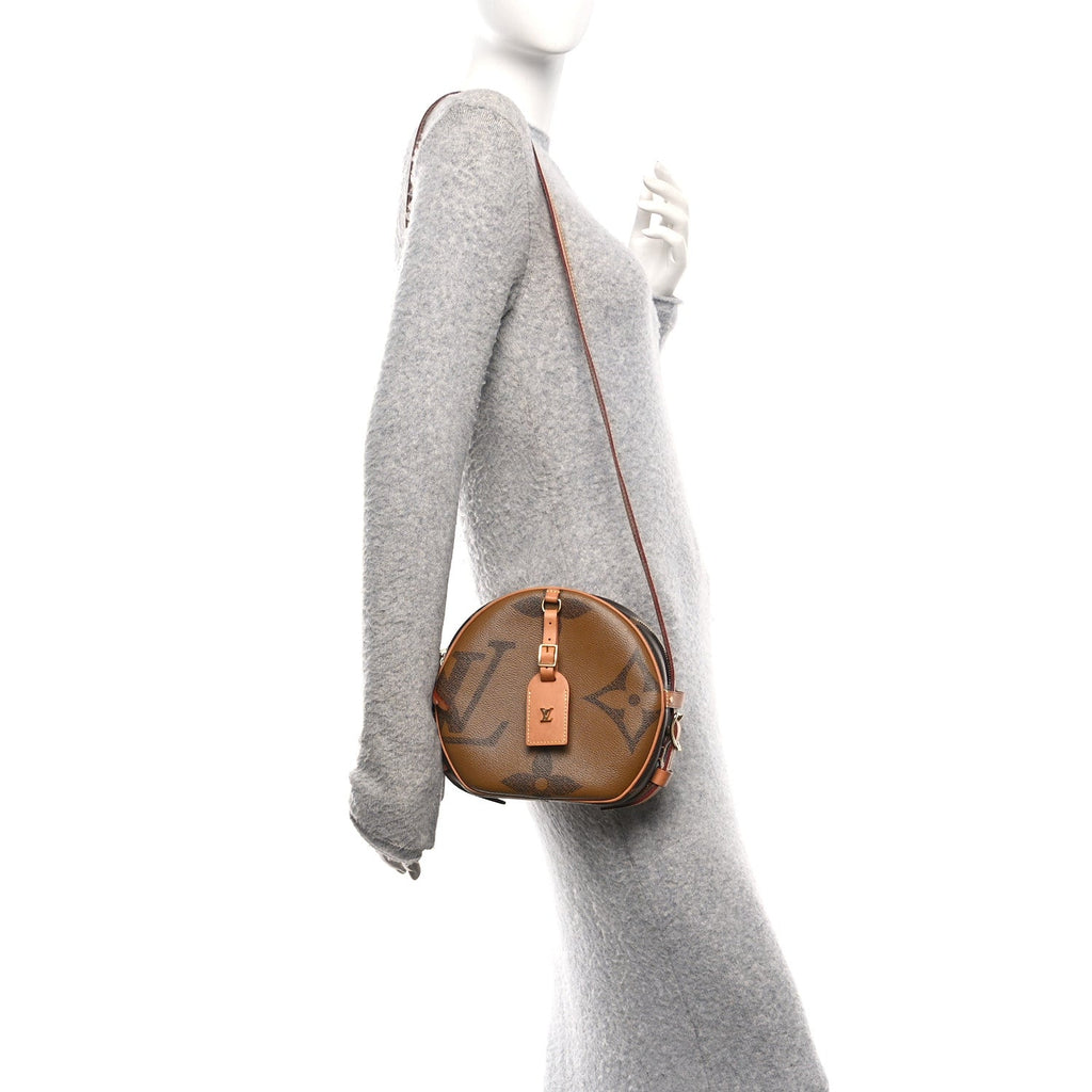 Louis Vuitton Reverse Monogram Giant Boite Chapeau Souple