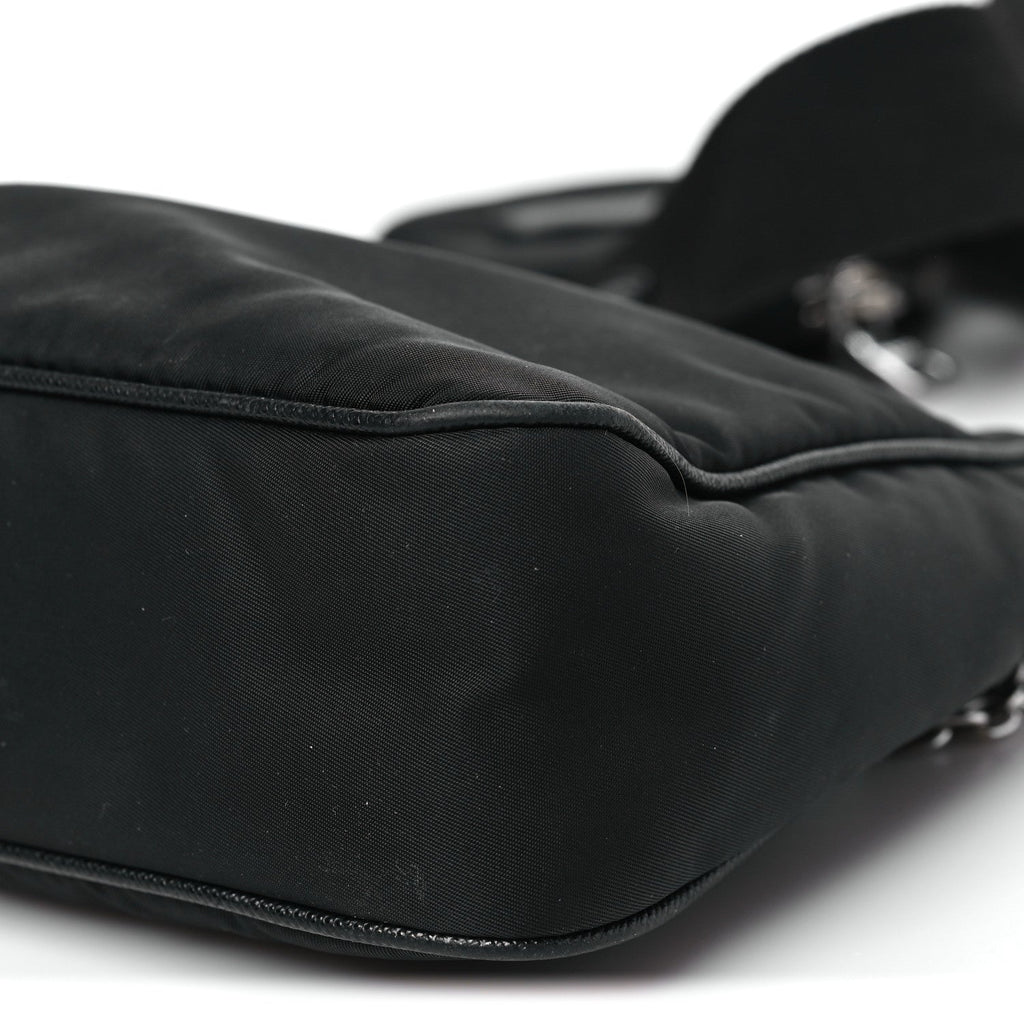 Prada Re-Nylon Saffiano Re-Edition 2005 Shoulder Bag Black