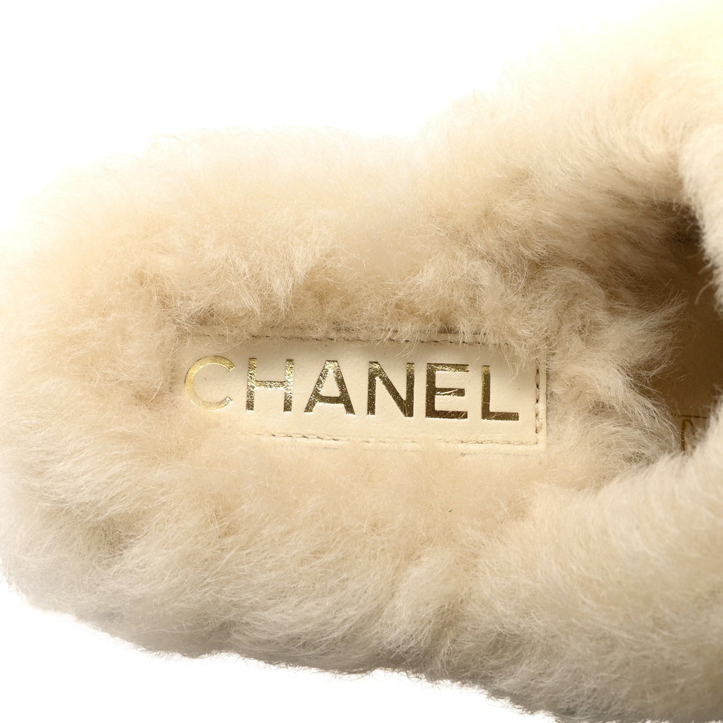 Chanel Suede Shearling CC Cap Toe Mules 36 Beige Black