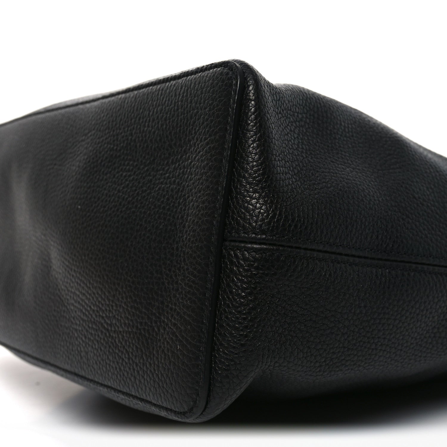 Gucci Pebbled Calfskin Large Soho Hobo Black