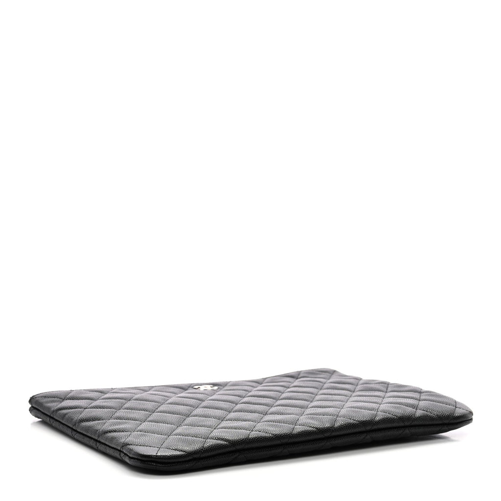 Caviar Quilted Medium Cosmetic Case Black