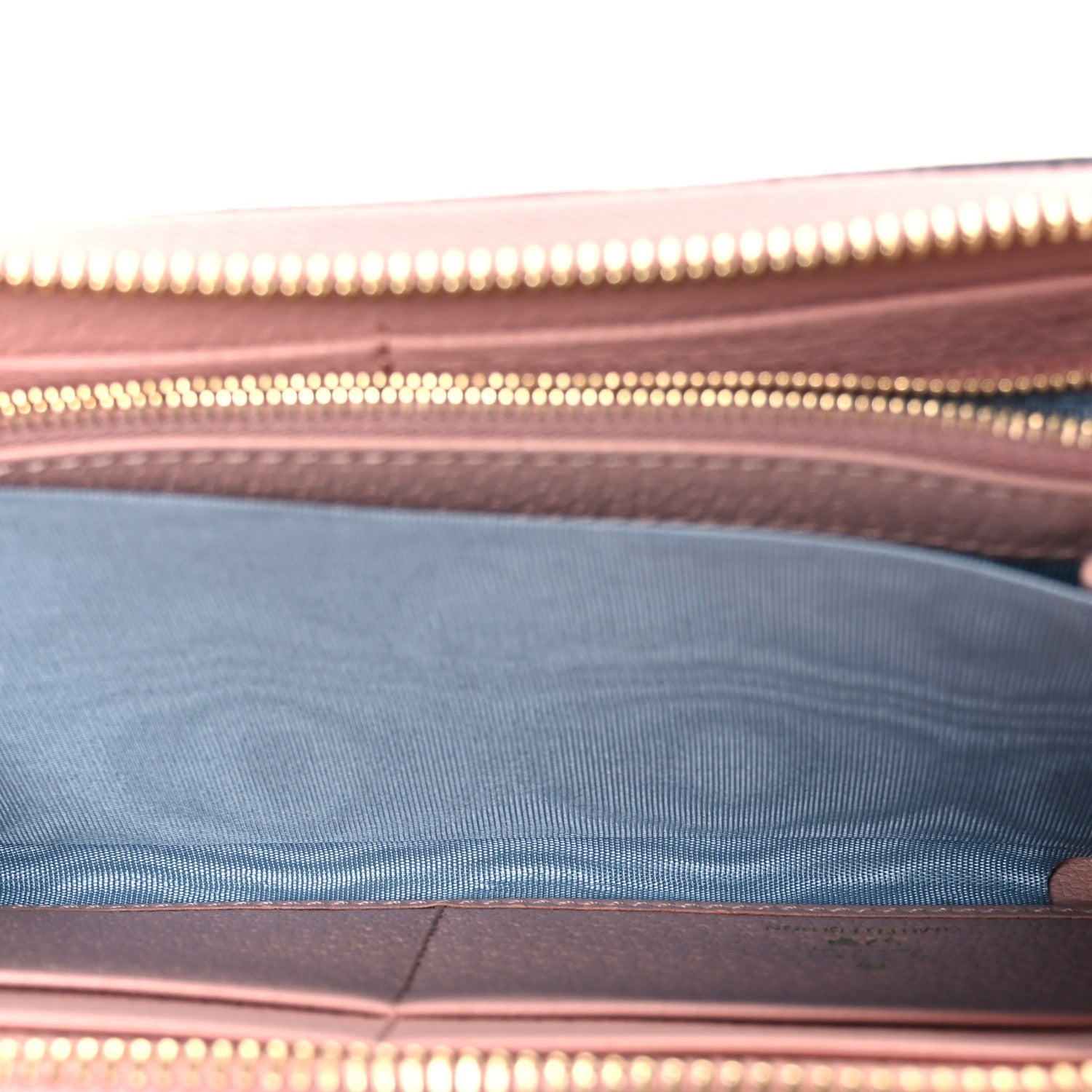 Gucci New Denim GG Monogram Calfskin Love Parade Zip Around Wallet Light Pink