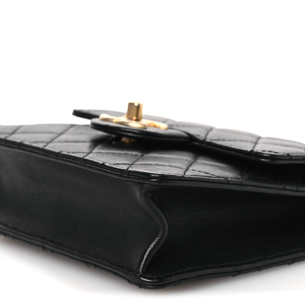 Chanel Goatskin Quilted Chic Pearls Flap Black