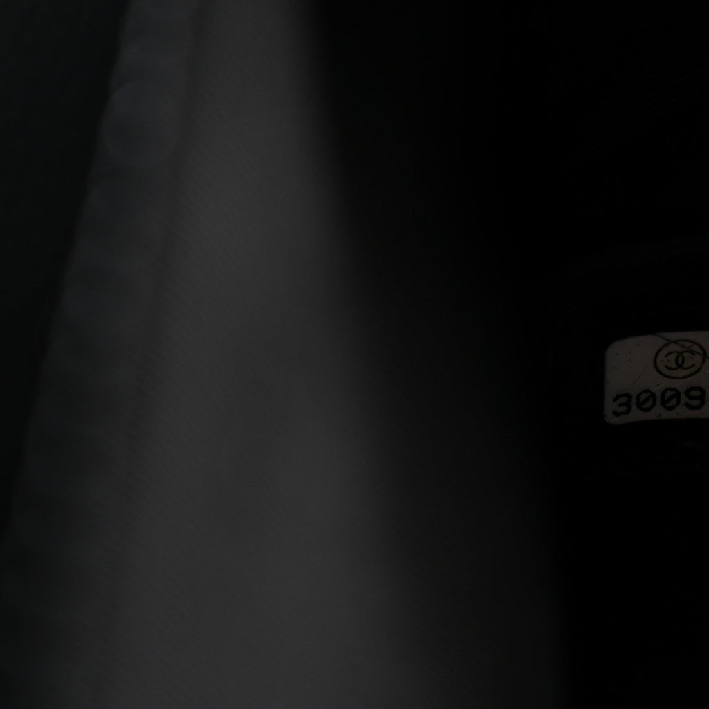 Chanel Caviar Quilted Medium Boy Flap Black
