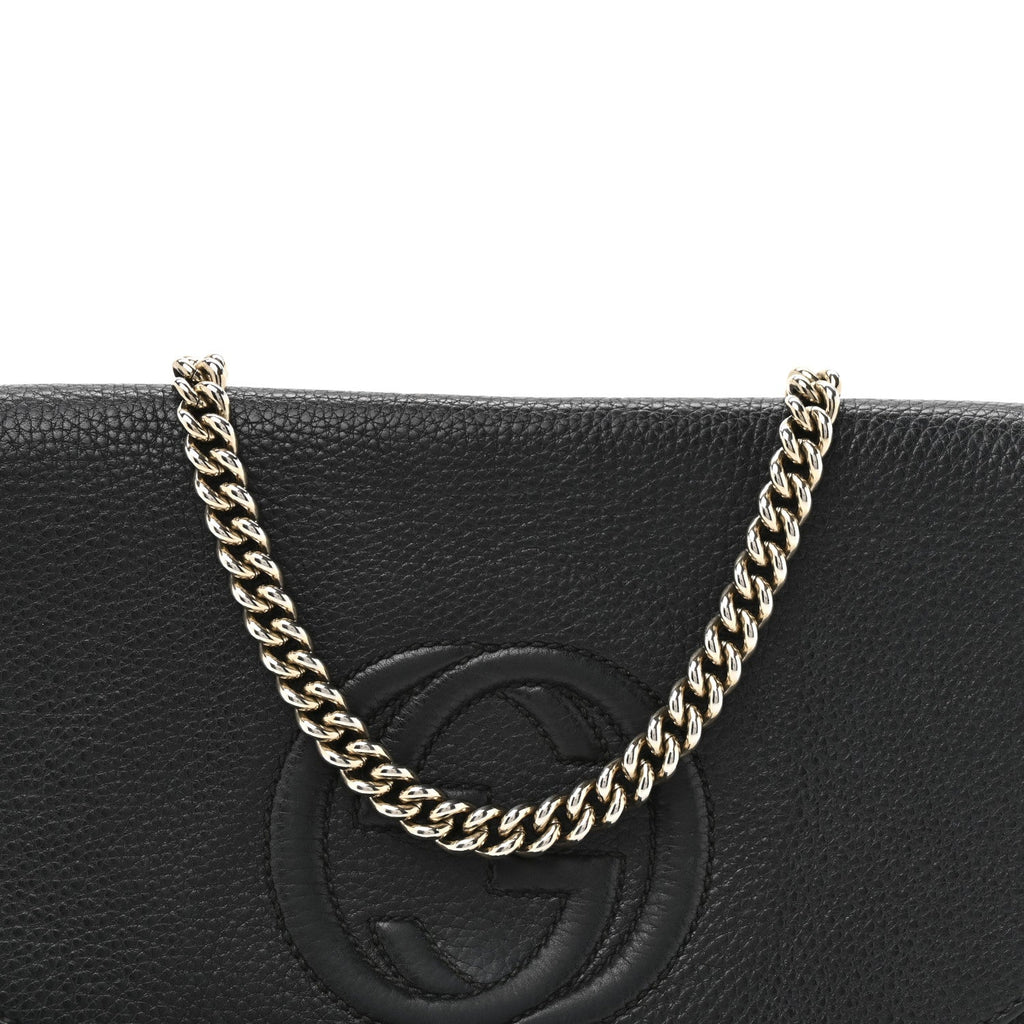 Gucci Pebbled Calfskin Medium Soho Flap Crossbody Black