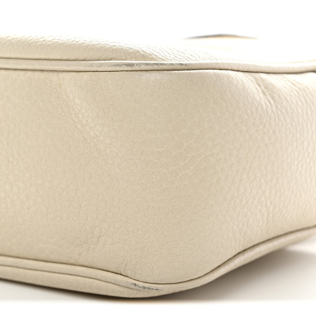 Gucci Pebbled Calfskin Small Soho Disco Bag Off White