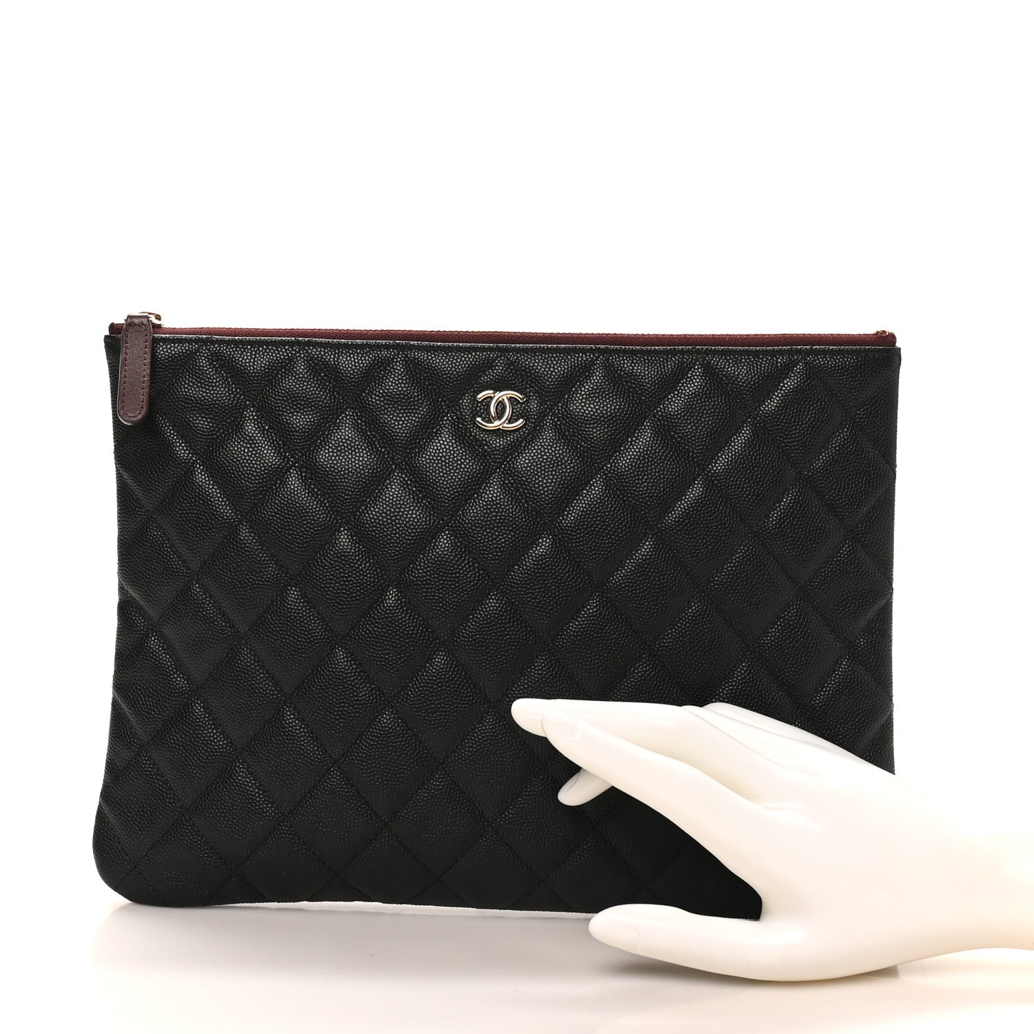 Caviar Quilted Medium Cosmetic Case Black