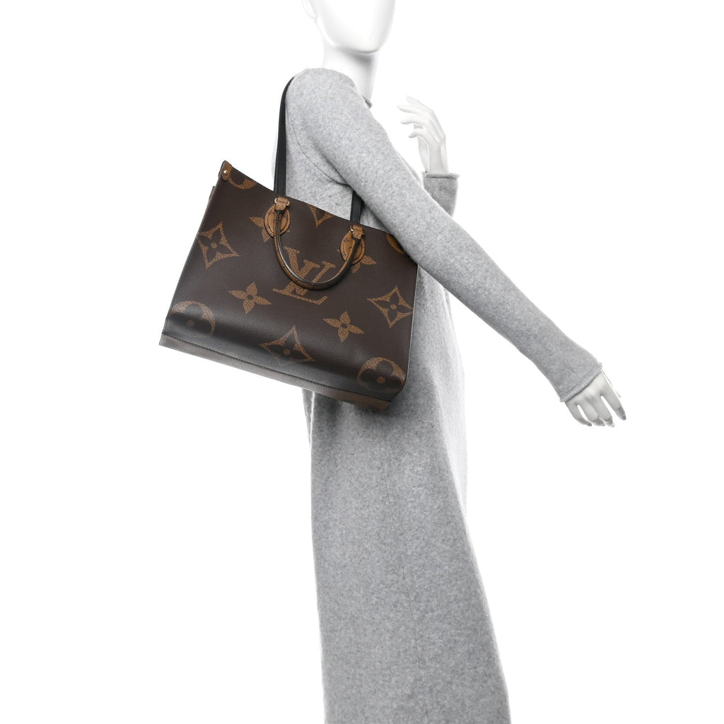 Louis Vuitton Reverse Monogram Giant Onthego MM
