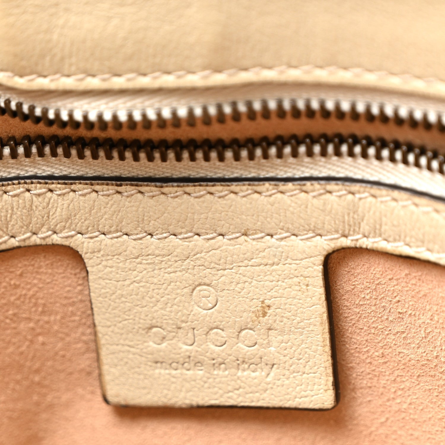 Gucci New Sakai Calfskin Lux Dahlia Chain Shoulder Bag Mystic White