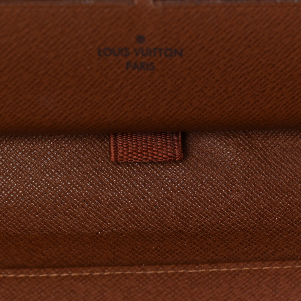 Louis Vuitton Monogram Zippy Organizer Wallet