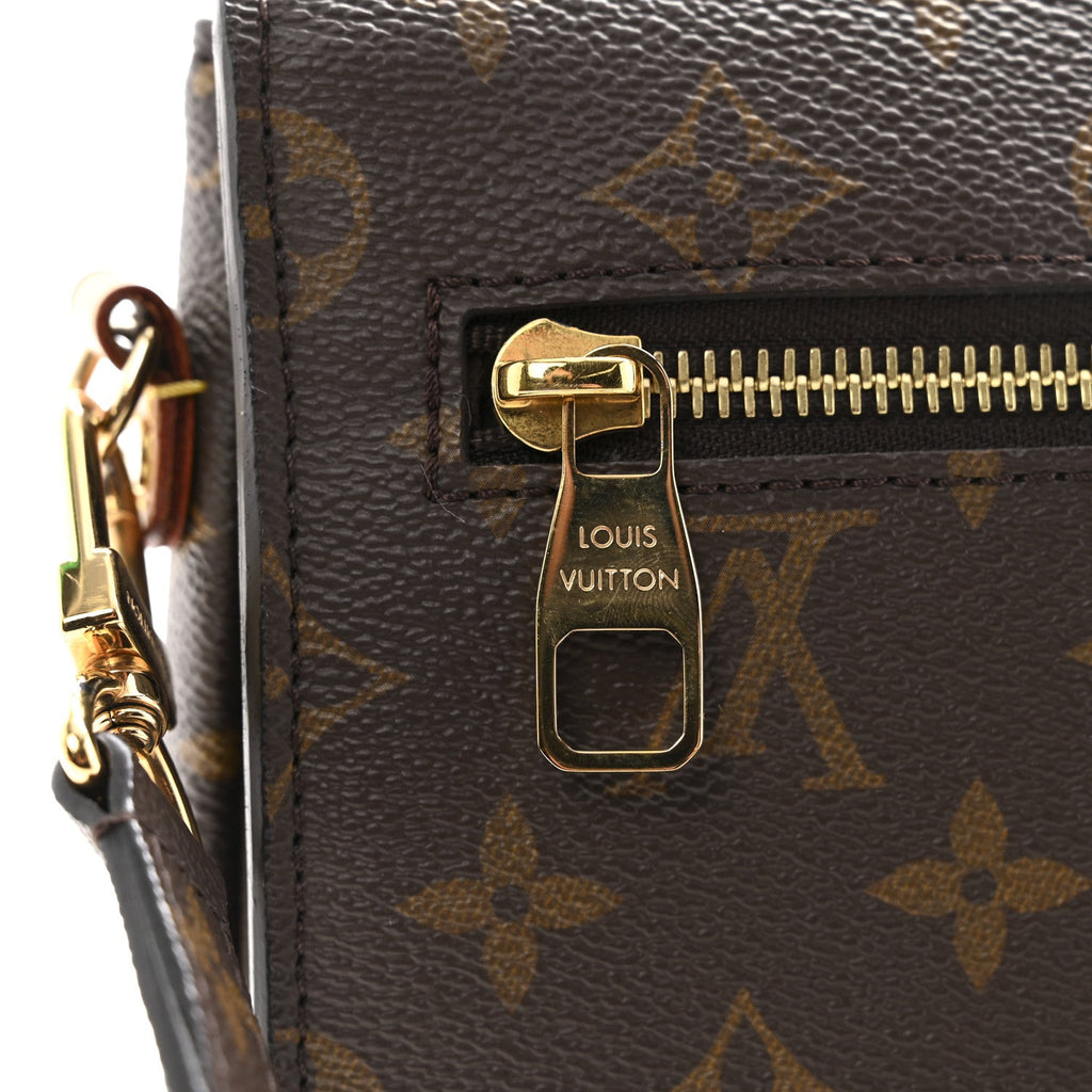 Louis Vuitton Monogram Pochette Metis