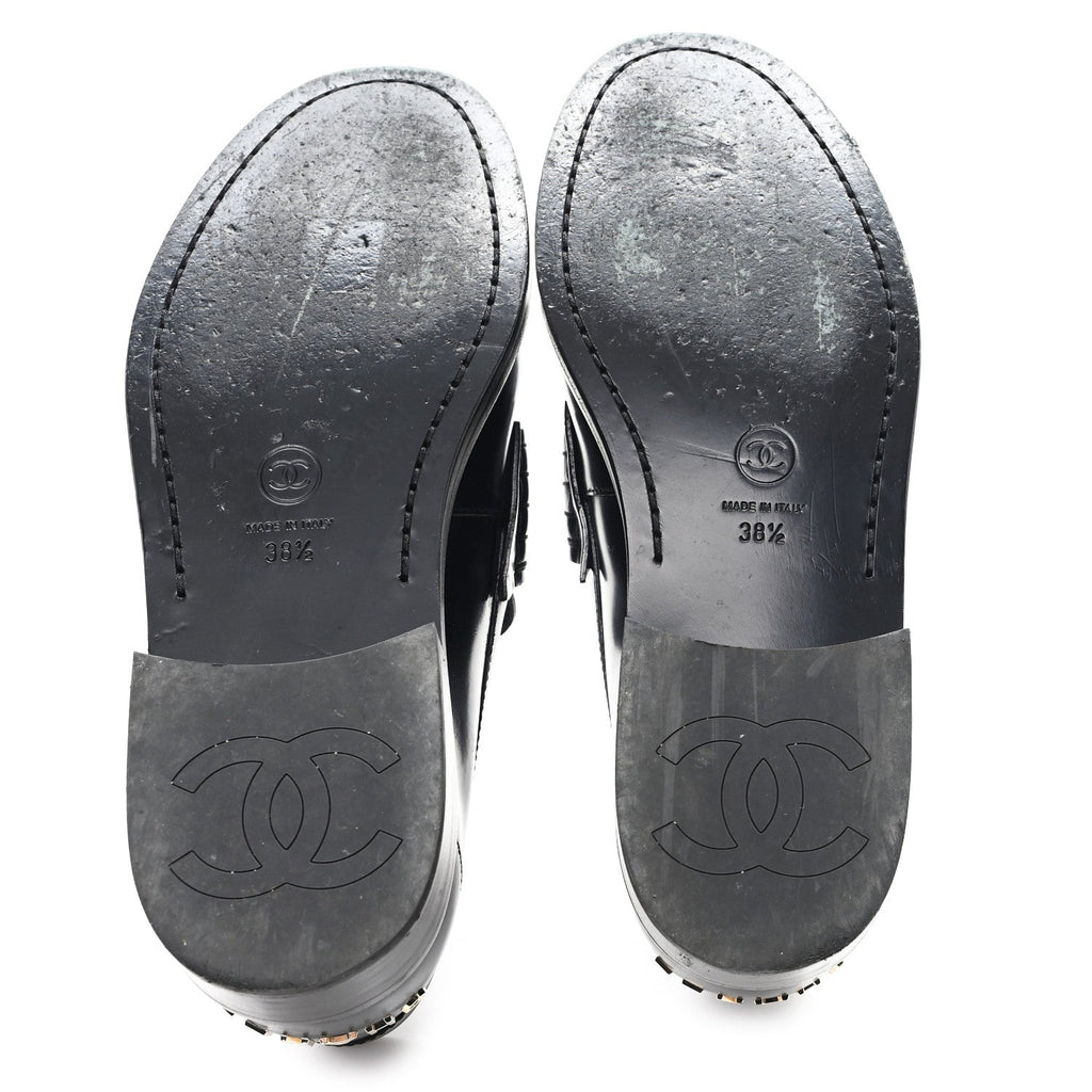 Chanel Shiny Calfskin Logo Loafers 38.5 Black