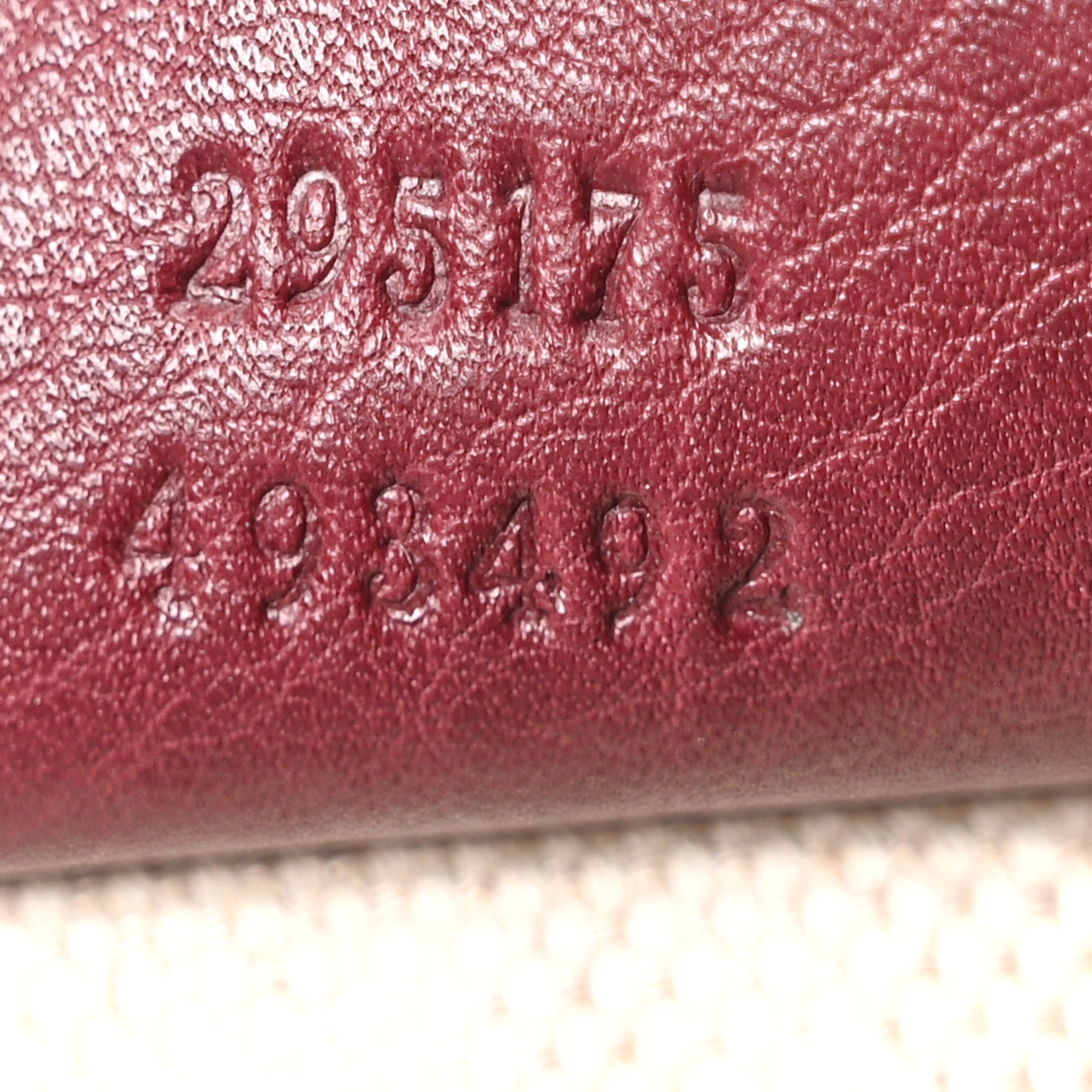 Gucci Pebbled Calfskin Medium Soho Hobo Scarlatto