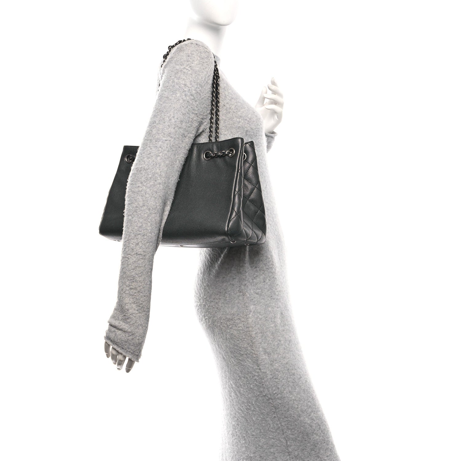 Chanel Metallic Grained Calfskin Medium Woven Chain Shopping Bag Black