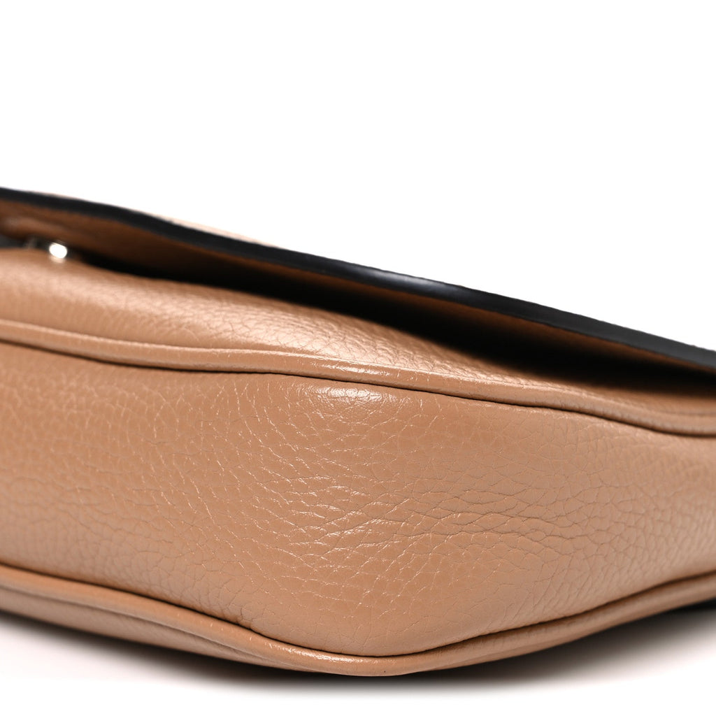 Gucci Pebbled Calfskin Medium Soho Flap Crossbody Camelia