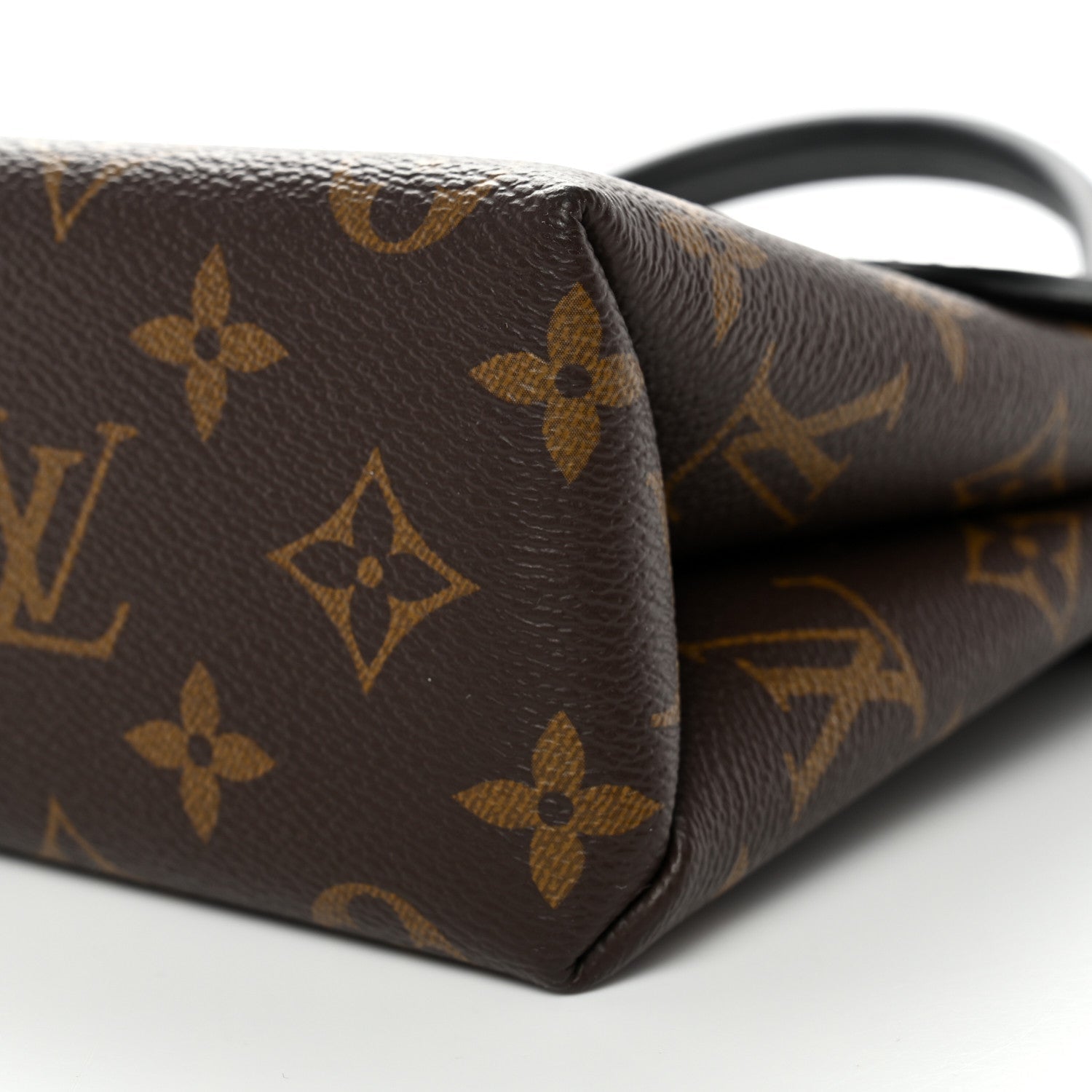 Louis Vuitton Monogram Locky BB Black