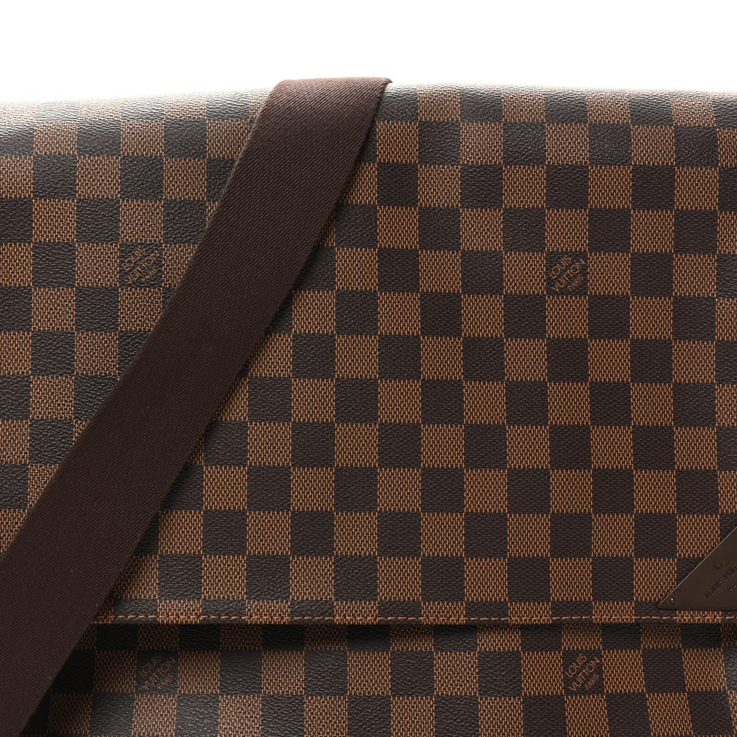 Louis Vuitton Damier Ebene Shelton MM