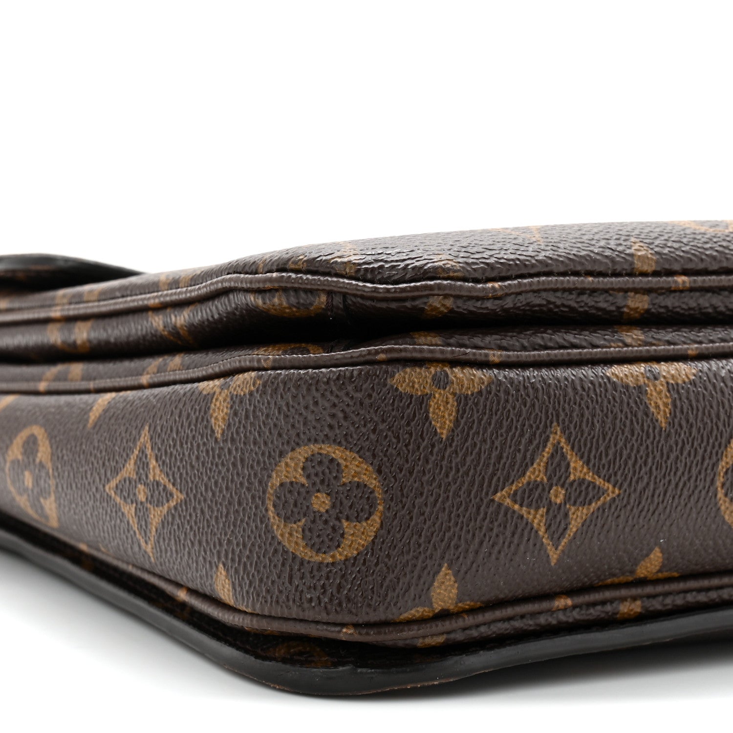 Louis Vuitton Monogram Pochette Metis