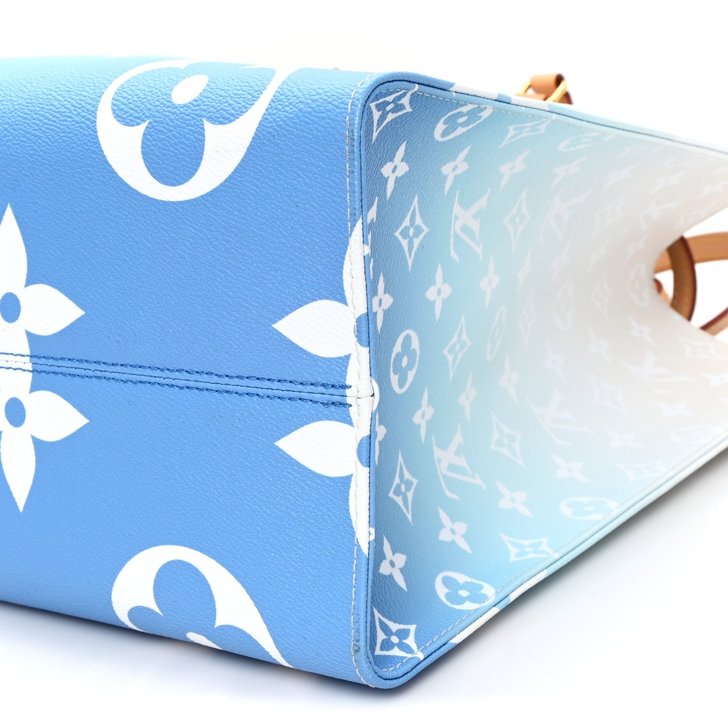 Louis Vuitton Monogram Giant By The Pool Onthego GM Blue