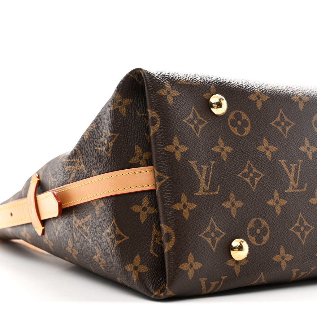 Louis Vuitton Monogram Carryall MM