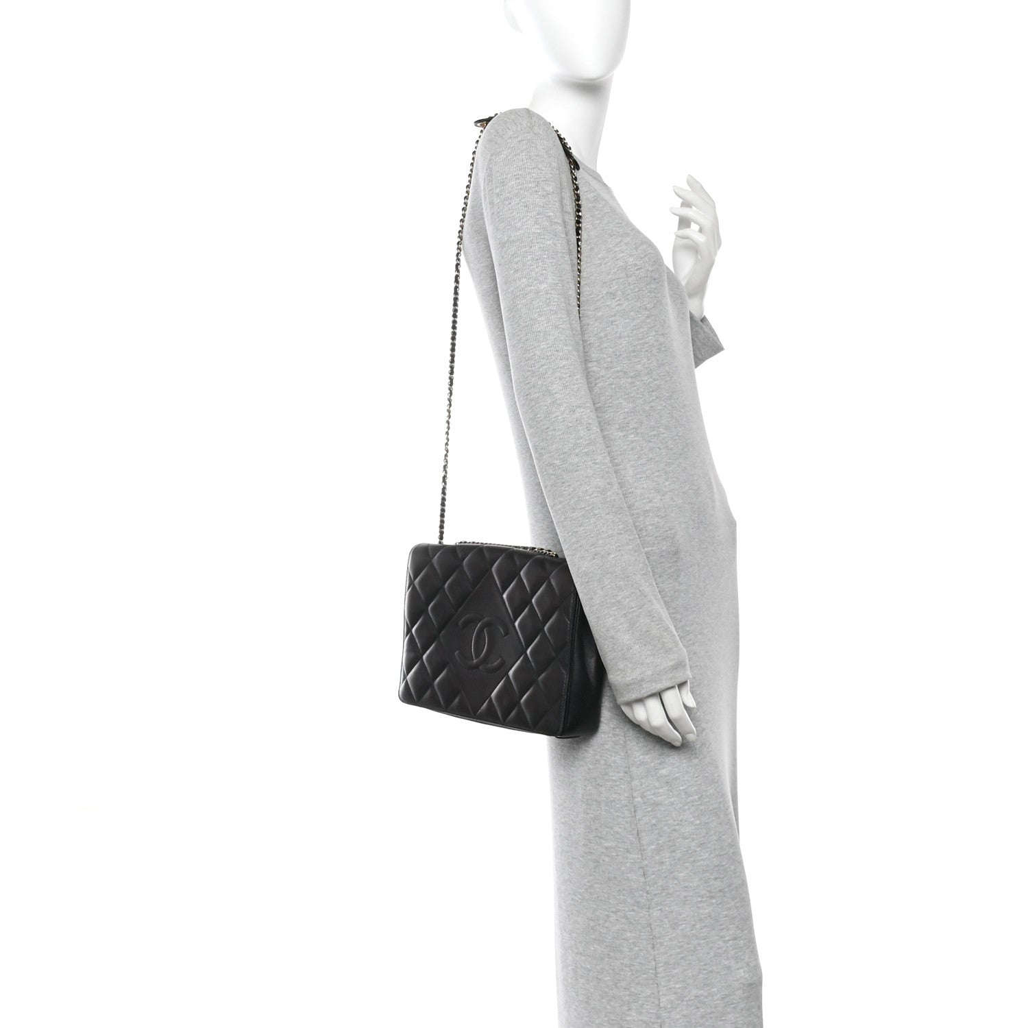 Chanel Lambskin Quilted Medium Diamond CC Flap Black