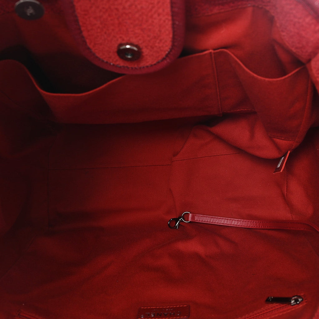 Chanel Lurex Boucle Medium Deauville Tote Red