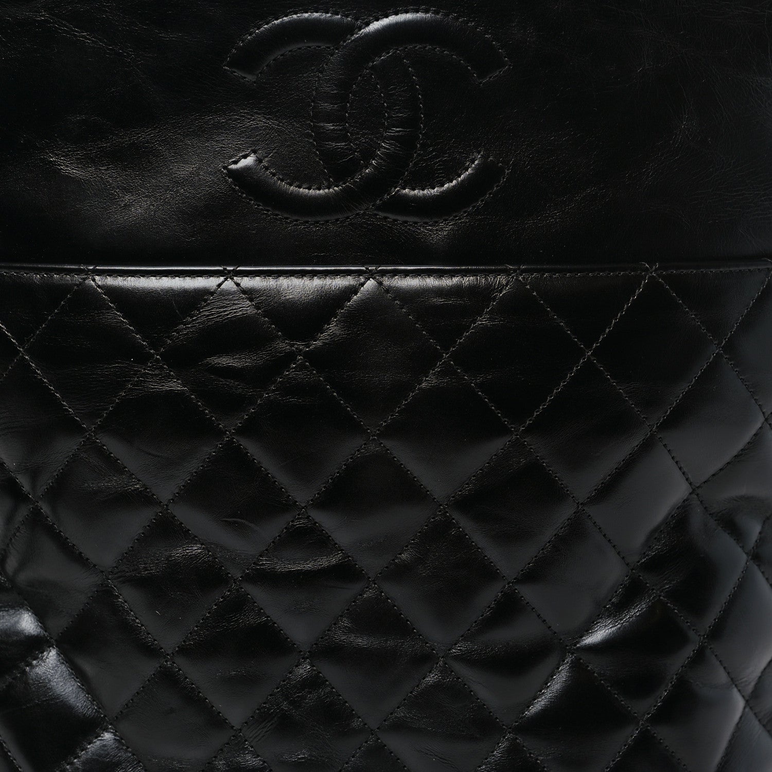 Chanel Crumpled Calfskin En Vogue Rope Hobo Bag Black