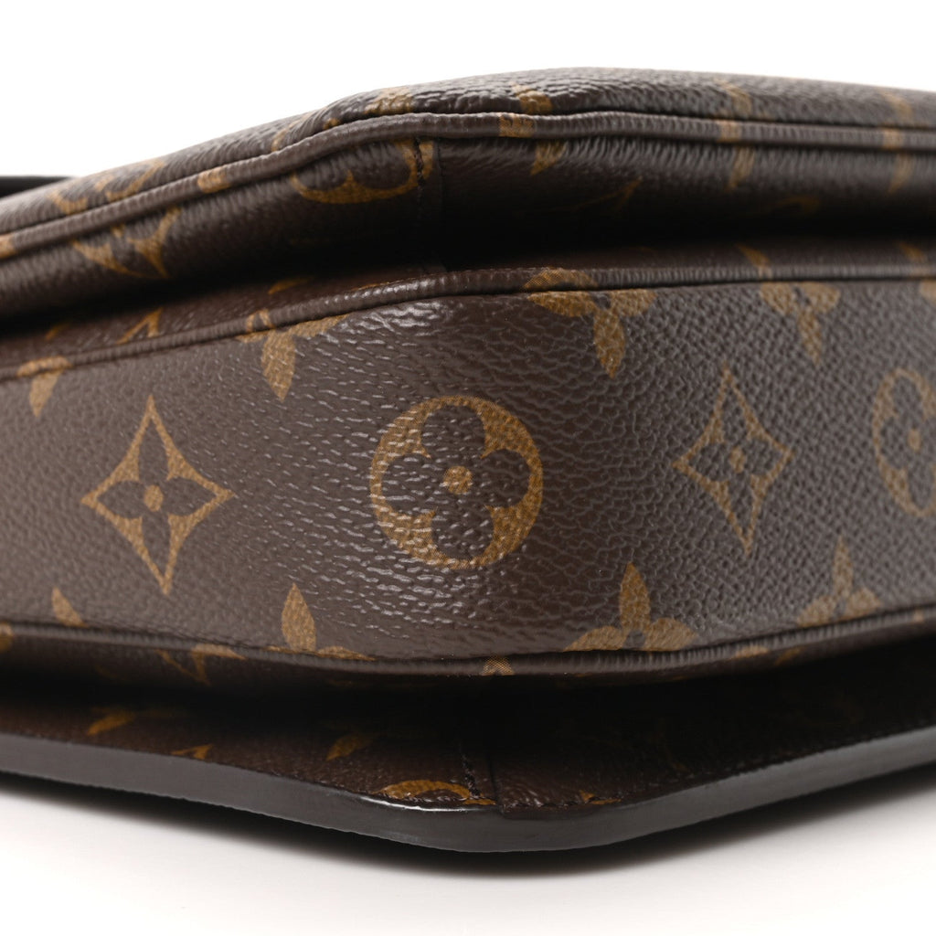 Louis Vuitton Monogram Pochette Metis