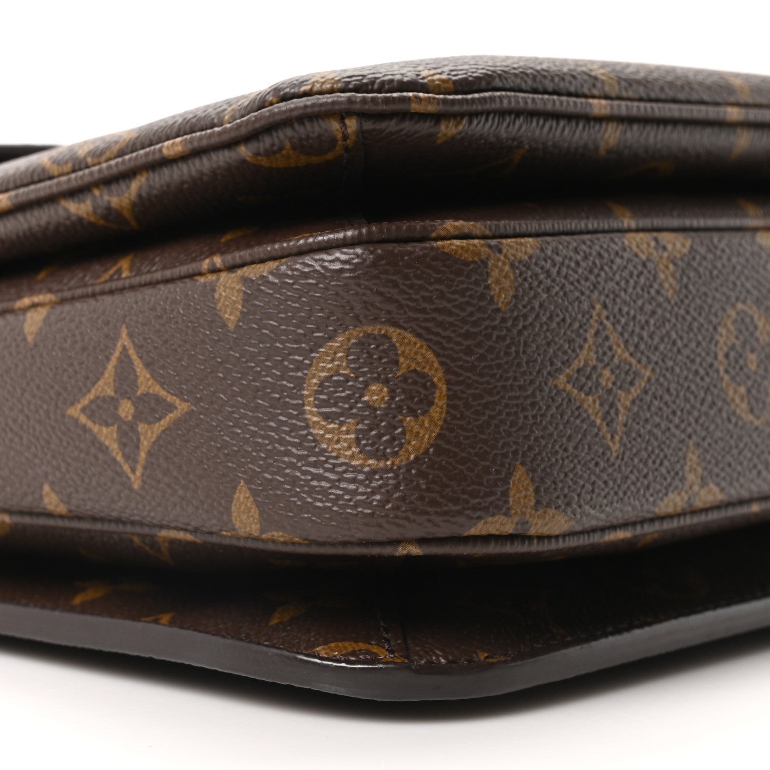 Louis Vuitton Monogram Pochette Metis