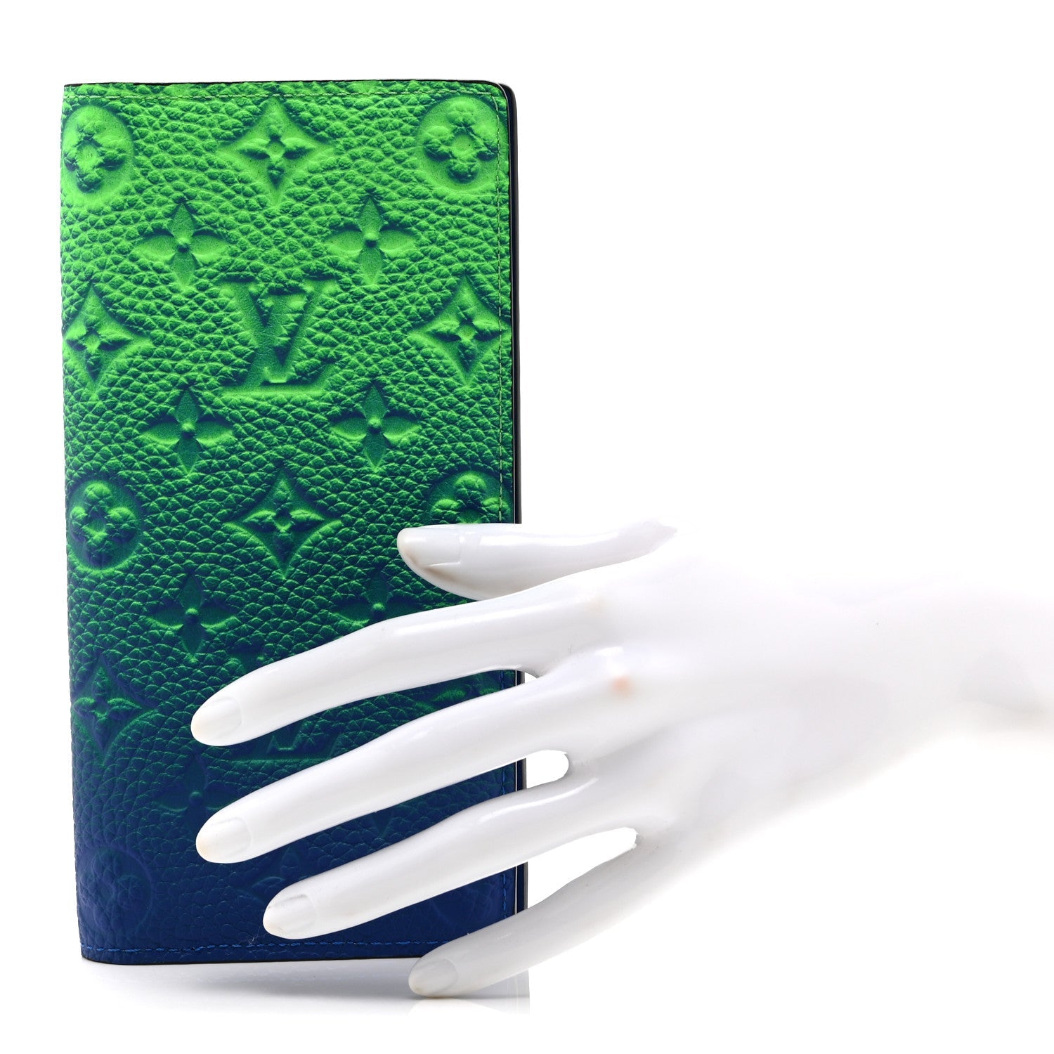 Louis Vuitton Taurillon Illusion Brazza Wallet Bleu Vert