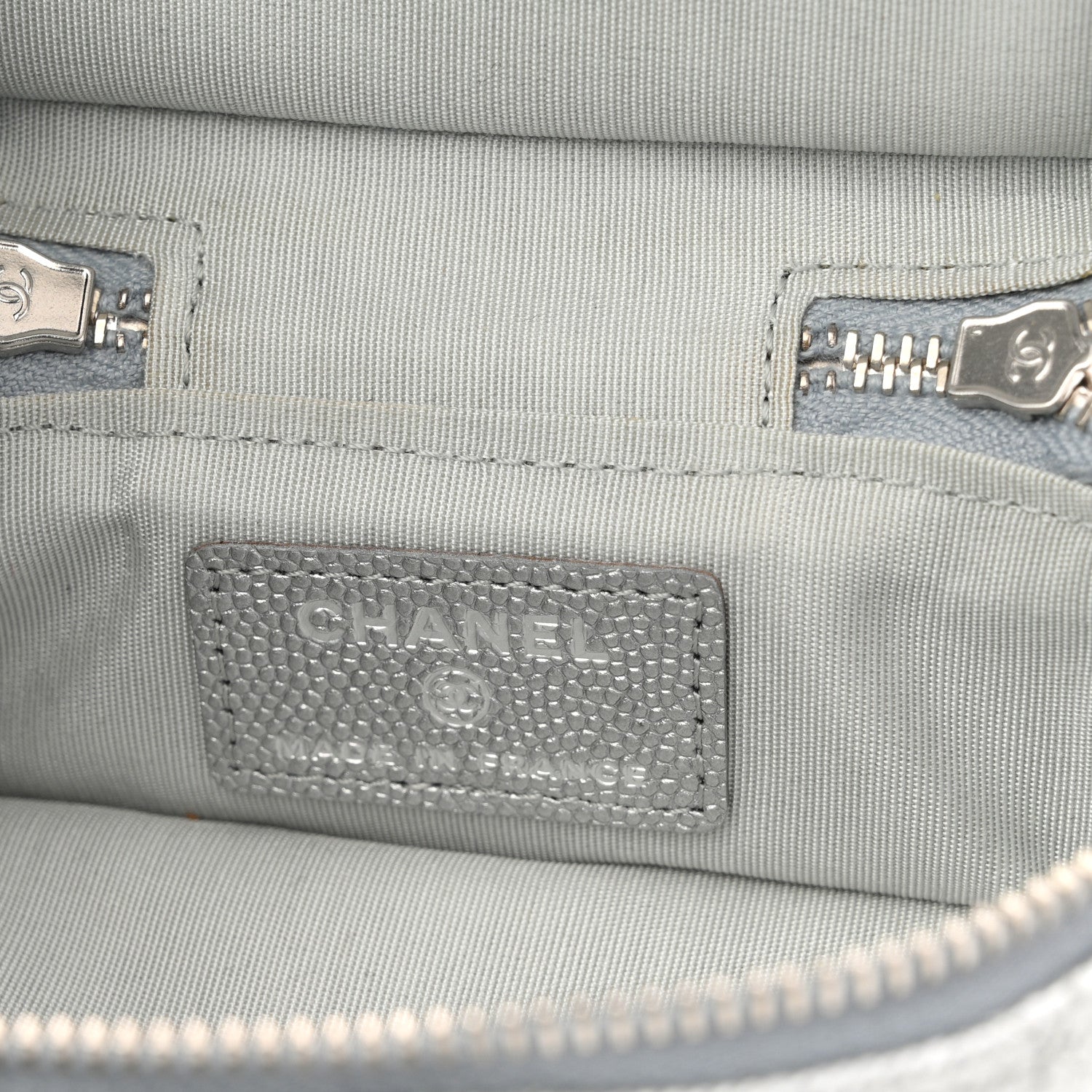 Chanel Metallic Caviar Quilted Mini Top Handle Vanity With Chain Silver