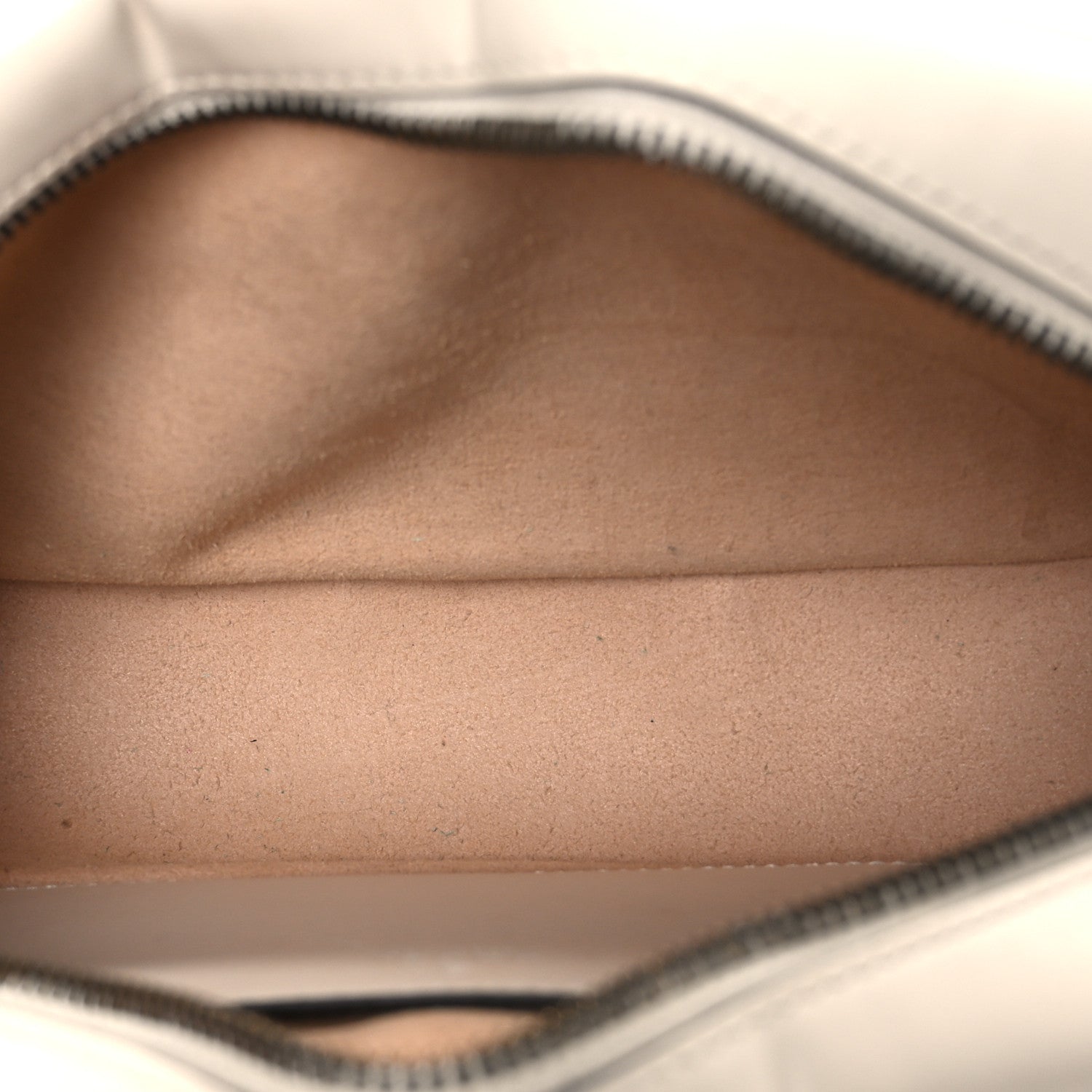 Gucci Calfskin Matelasse Small GG Marmont Chain Shoulder Bag White