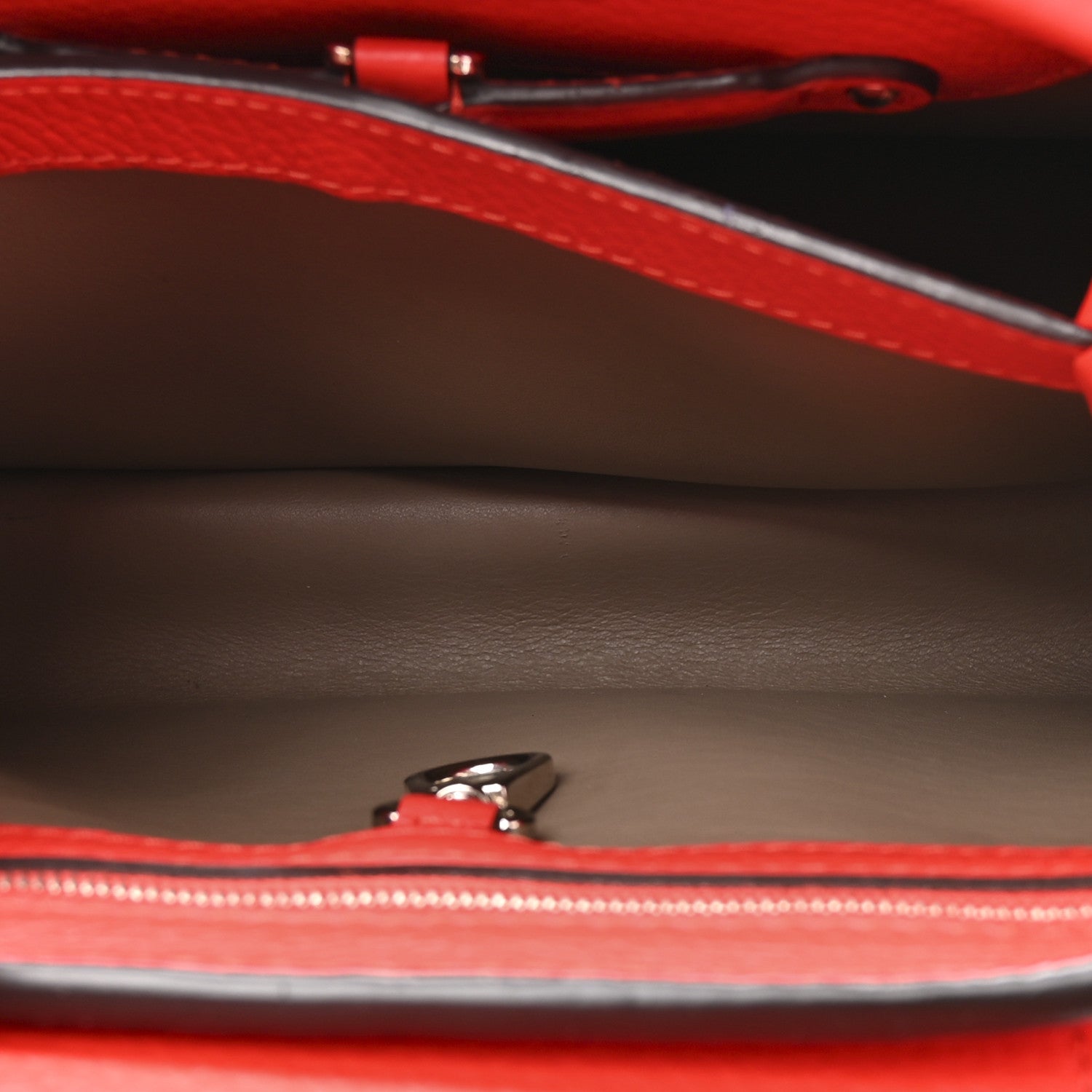 Louis Vuitton Taurillon Capucines BB Coquelicot