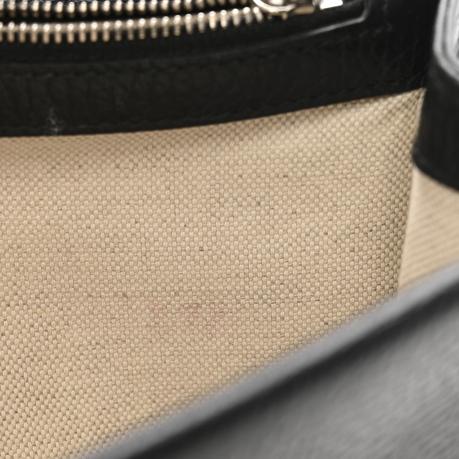 Gucci Pebbled Calfskin Small Dionysus Shoulder Bag Black