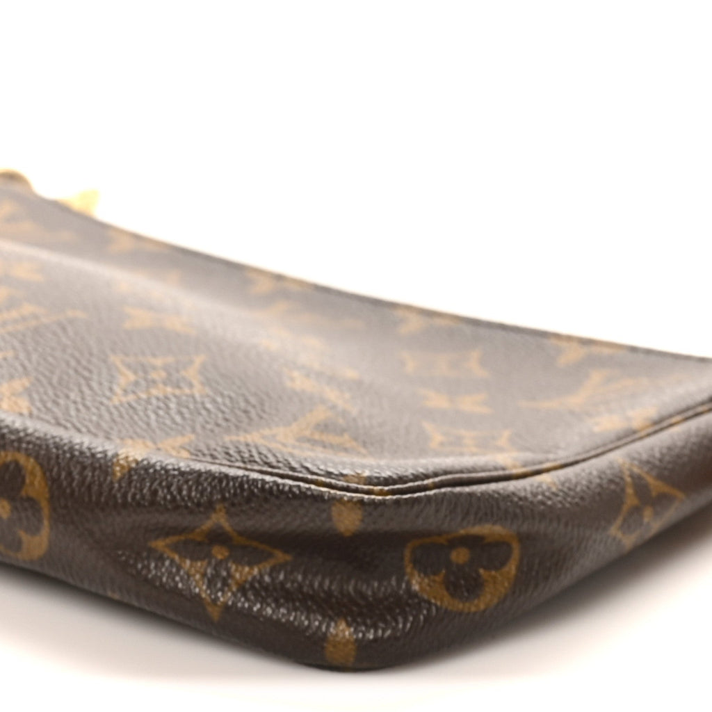 Louis Vuitton Monogram Pochette Accessories