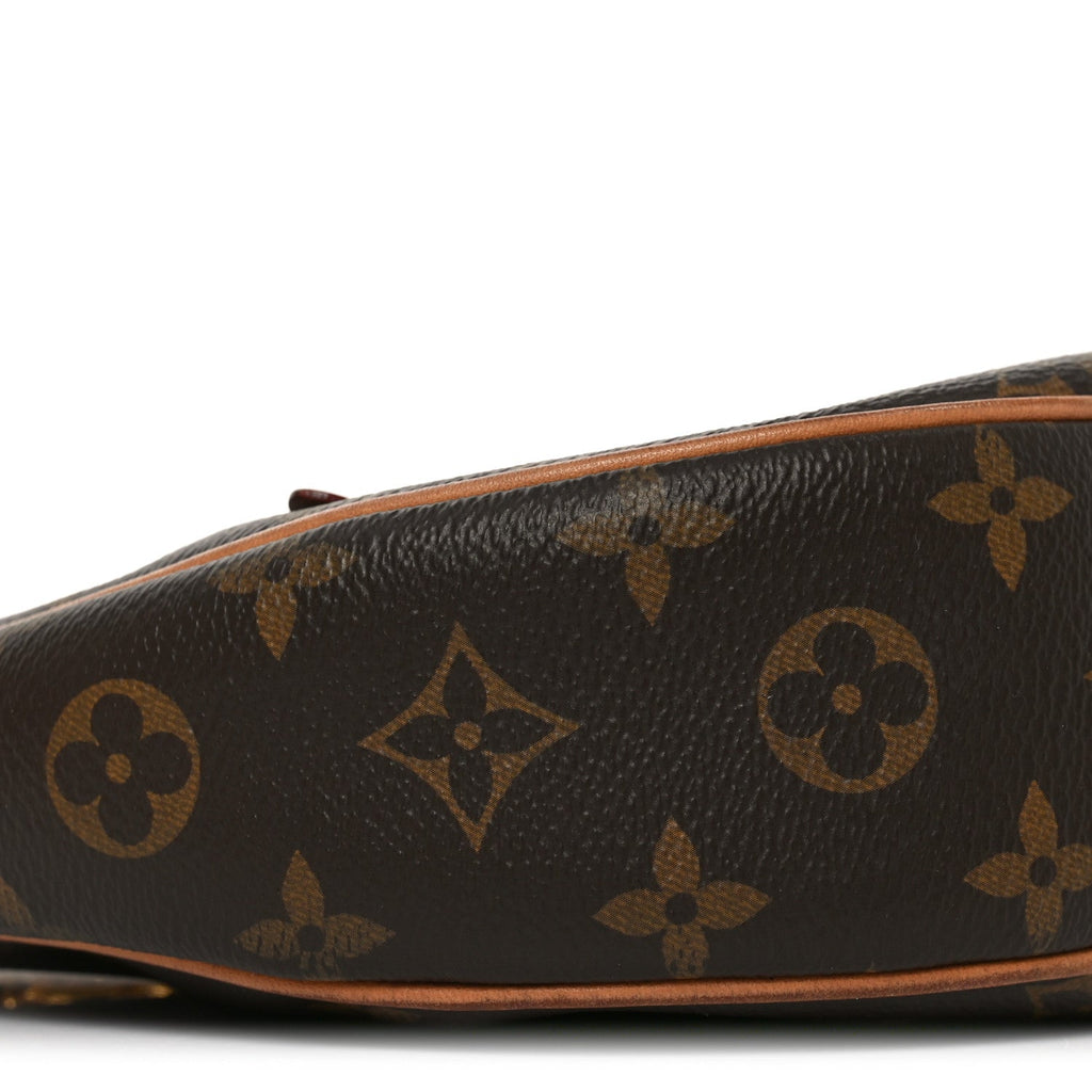 Louis Vuitton Monogram Loop