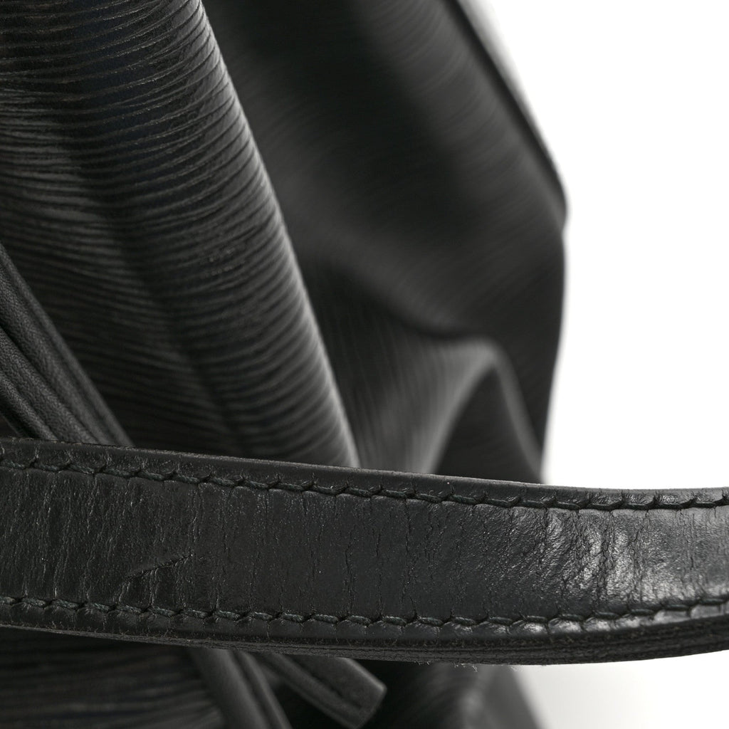 Louis Vuitton Epi Noe Black